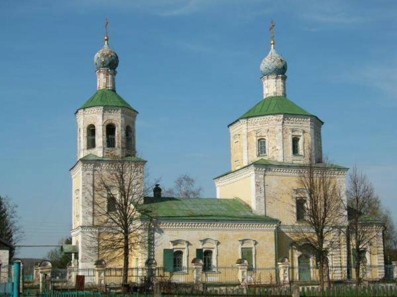 Г чехов новоселки. Храм Новоселки Чехов. Храм в Новоселках Чеховский район. Село Новосёлки храм Успения. Новоселки (Чеховский район).