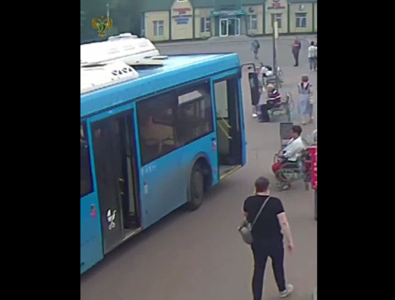 Автобус 3 чехов. Автобус 3 чехов. Расписание автобусов чехов коммерческие. Расписание коммерческих автобусов. Серпухов москва автобус.