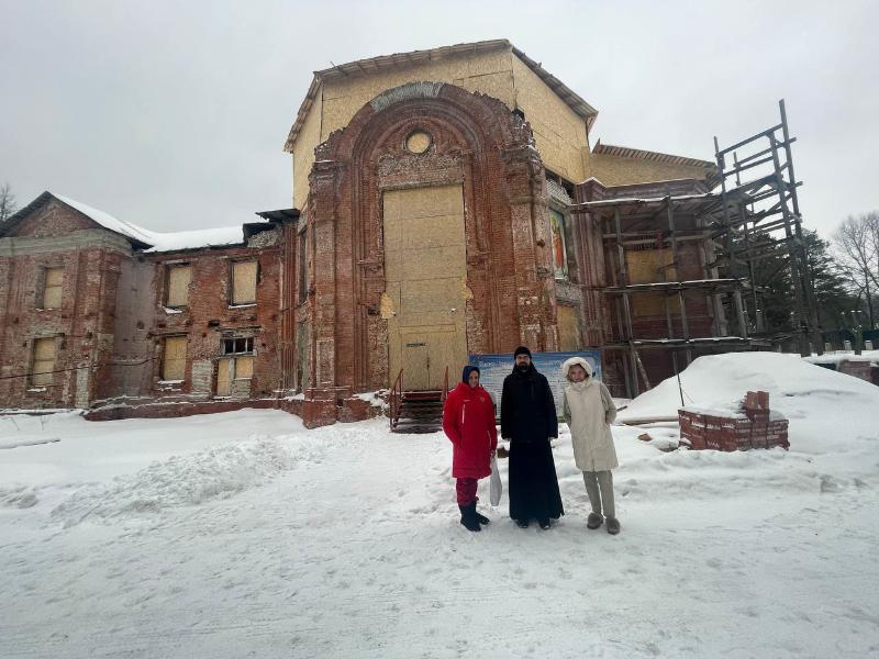 Фотографии Никольского храма в Ровках