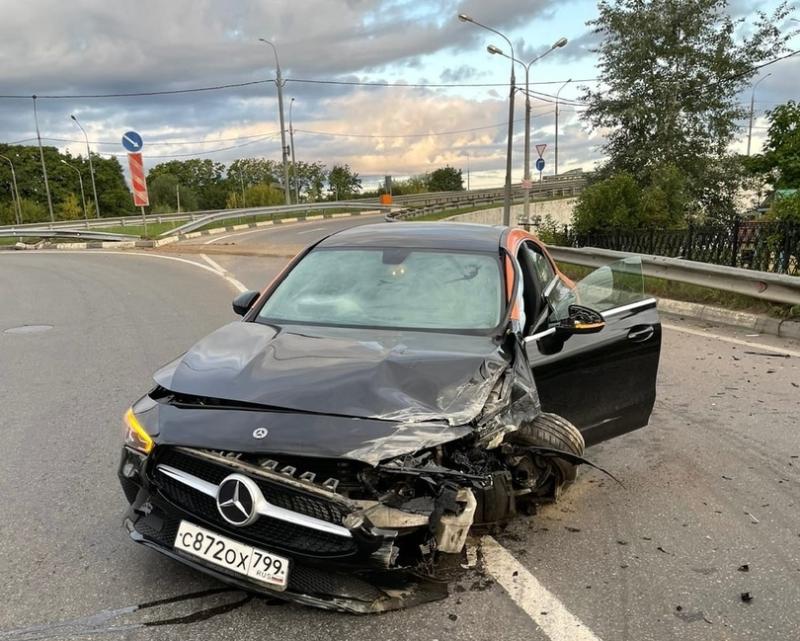 В Харькове сняли на фото Mercedes-AMG Brabus G - цена и характеристики - Апостроф