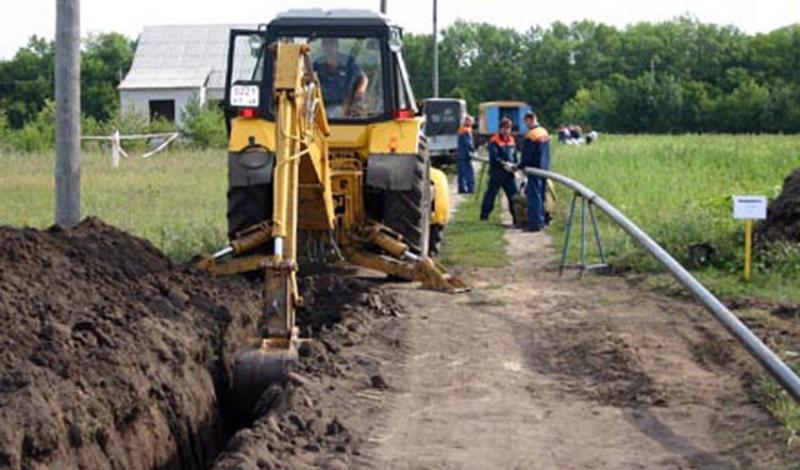 Газопровод низкого давления. Распределительный газопровод низкого давления. Прокладка газопровода в деревне. Подземный газопровод низкого давления. Прокладка газопровода низкого давления.