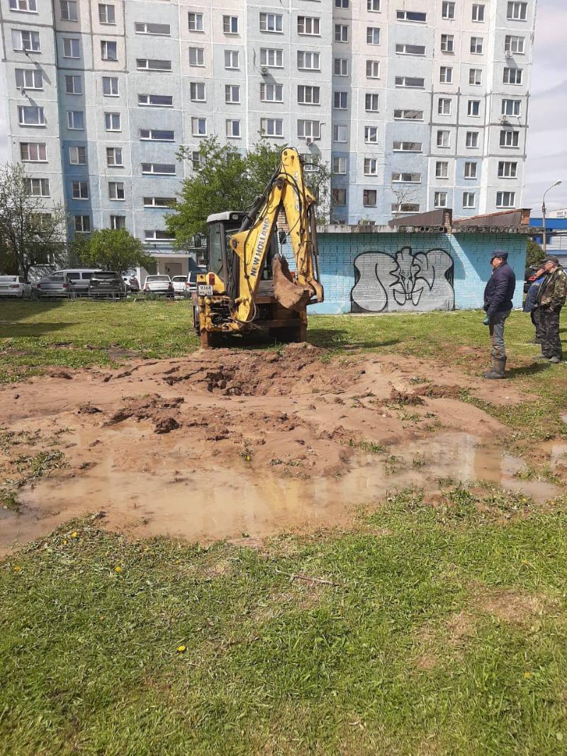 В подмосковном Чехове затопило дворы жилых домов и детсад