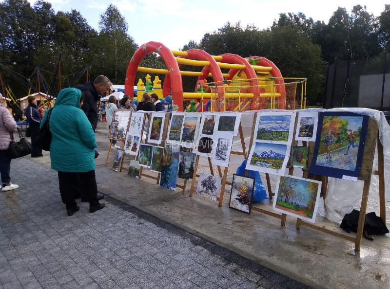 Художники, барды, ремесленники и мультгерои поселятся в главном парке  Чехова на День города