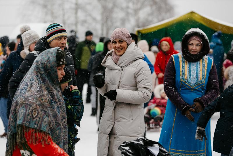 Масленица в чехове 2024. Масленица. Забавы на Масленицу на улице. Православная Масленица. Масленица традиции.