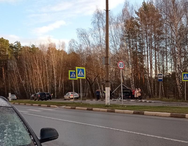 Подслушано протвино. Протвино происшествия. Дорогие машины в Протвино. Авария в Протвино сегодня.