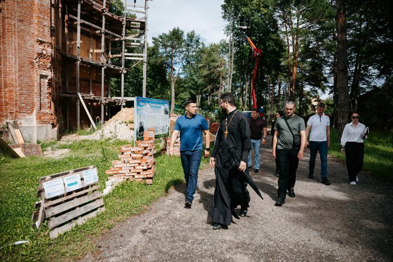 Фотографии Никольского храма в Ровках